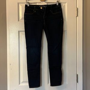 American Eagle Low Rise Size 4 Short Jegging